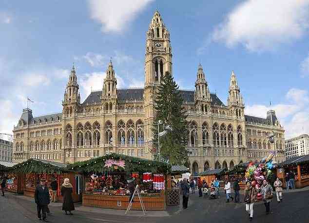 things to do in Vienna, Wiener Rathaus